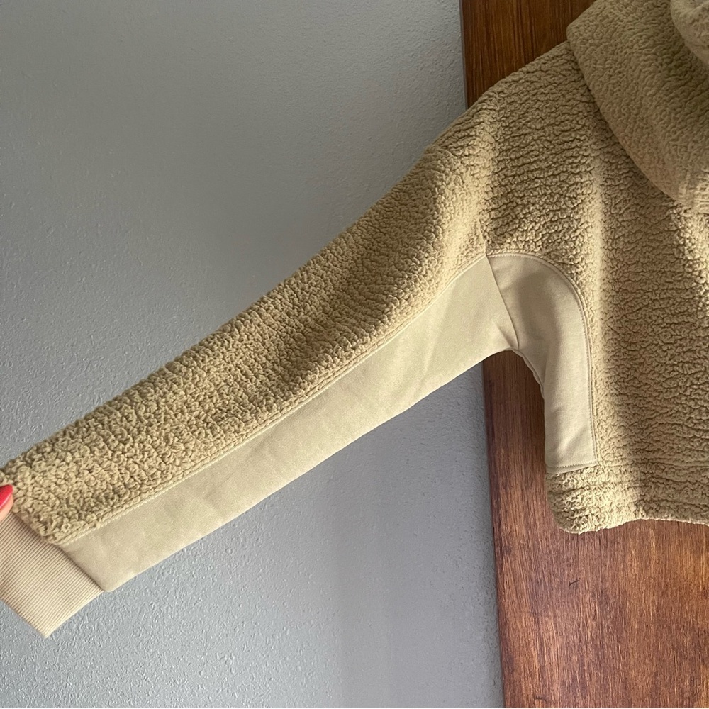 NWT Mono B Tan Bear Hug Lounge Set - Picture 13 of 14